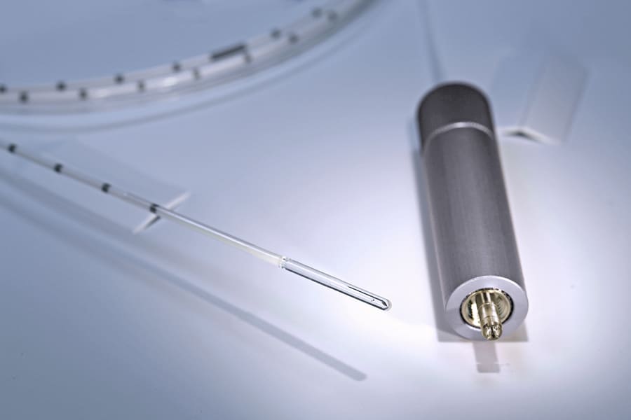 Fiber optic probes for radial emission