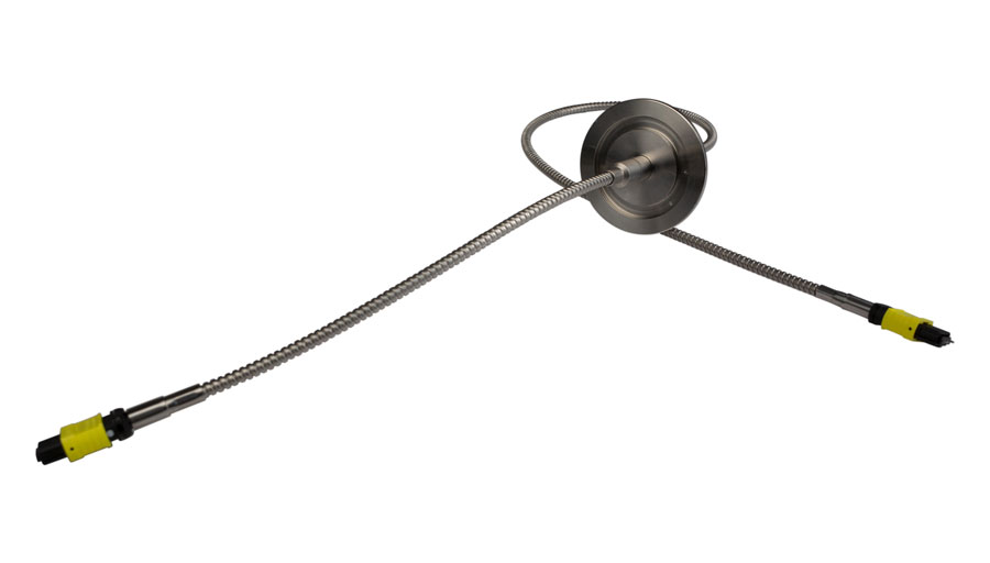 Fiber-optic ribbon hermetic feedthroughs with MTP connectors