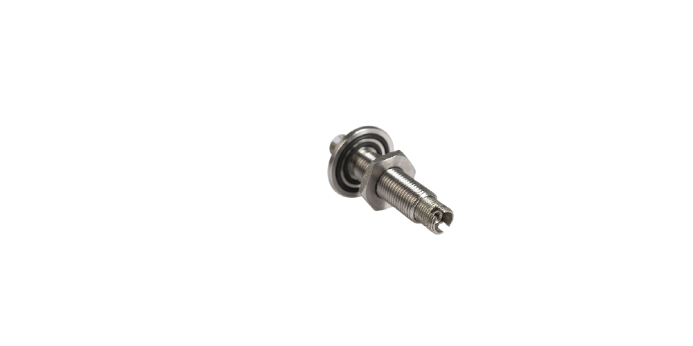 Fiber optic watertight feedthrough for vacuum