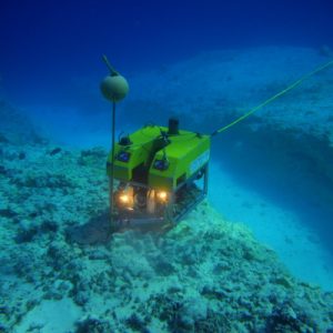 Robot-sous-marin-filoguidé